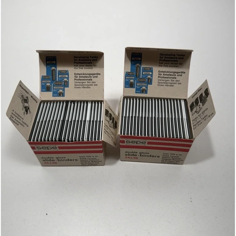 Vintage 2 boxes of 20 GEPE 24x36 Anti-Newton SLIDE BINDERS‎